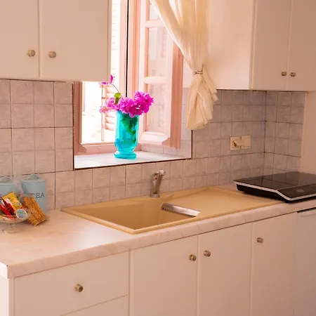 Picture Perfect Traditional *