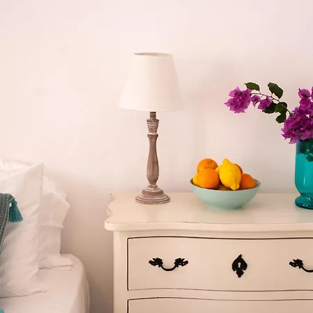 Picture Perfect Traditional Holiday home *