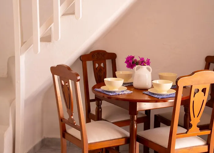 Picture Perfect Traditional * Naousa (Paros)